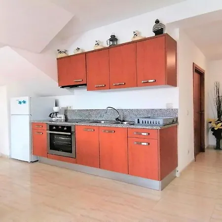Апартаменты Lola Apartament *