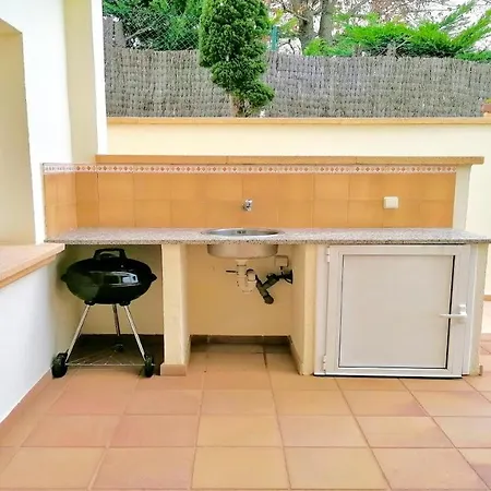 Lola Apartament Апартаменты Ля Эскала