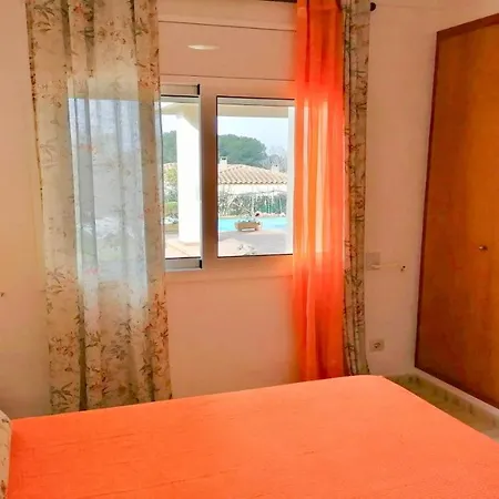 Lola Apartament Апартаменты