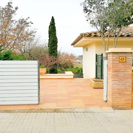 Lola Apartament Апартаменты